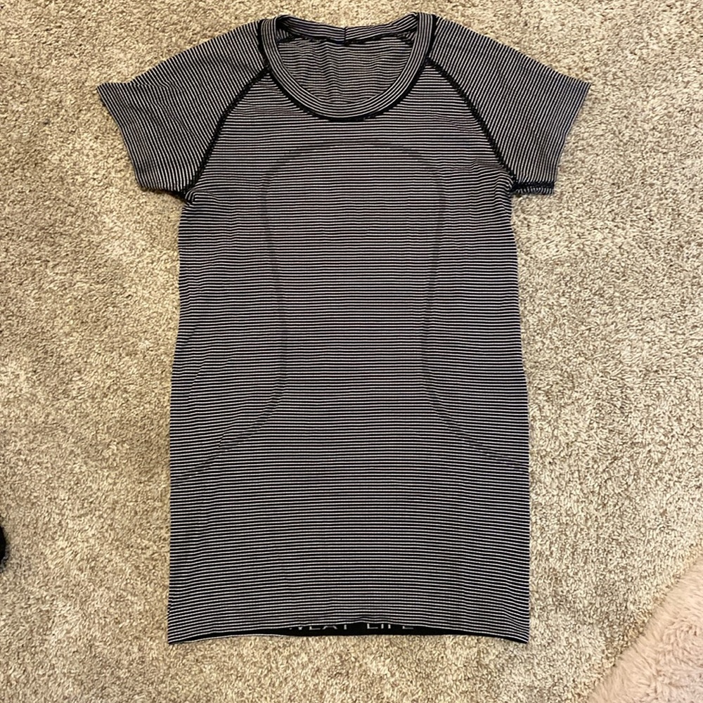 black and white striped lululemon swiftly tech